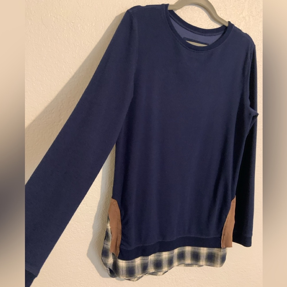 Evy's Tree Charolette sweatshirt in Navy and  Plaid size medium - Picture 2 of 7